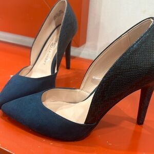 Chinese laundry shoes blue teal suede and snake print spies